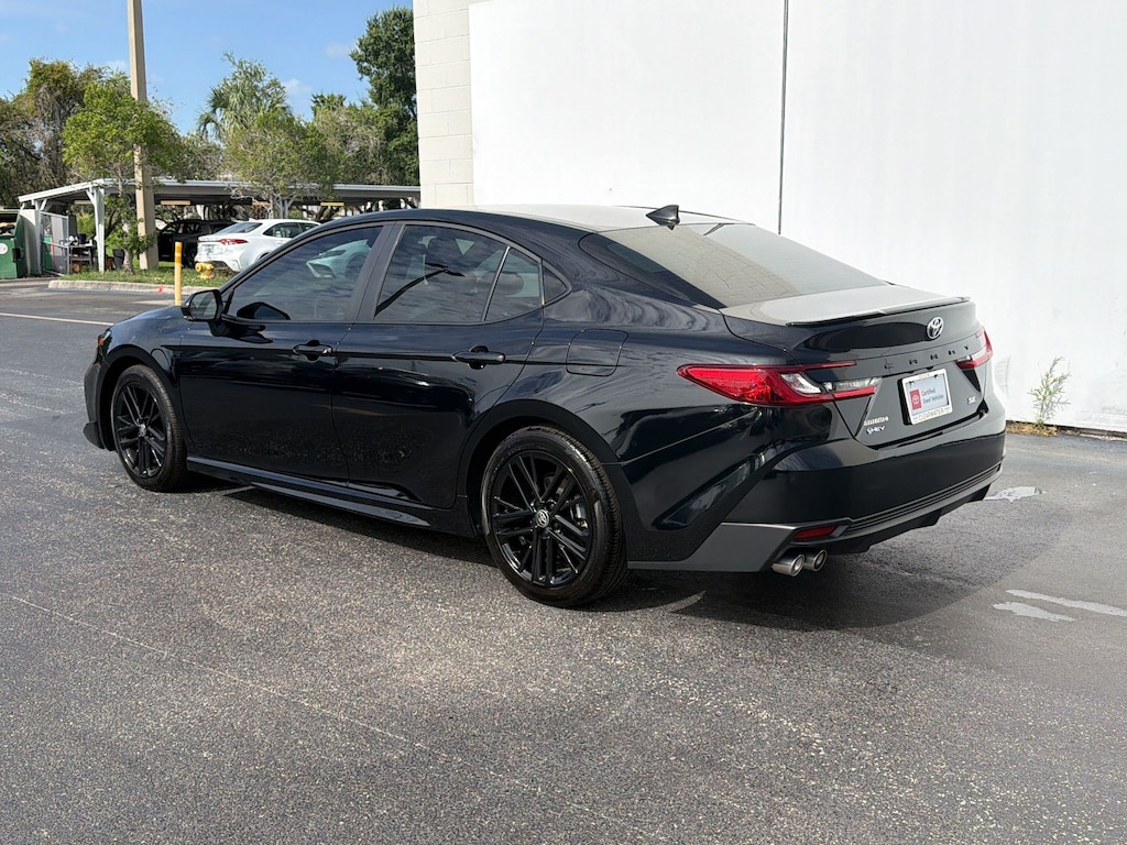 Used 2025 Toyota Camry Camry SE (SE (Natl)) Sedan
