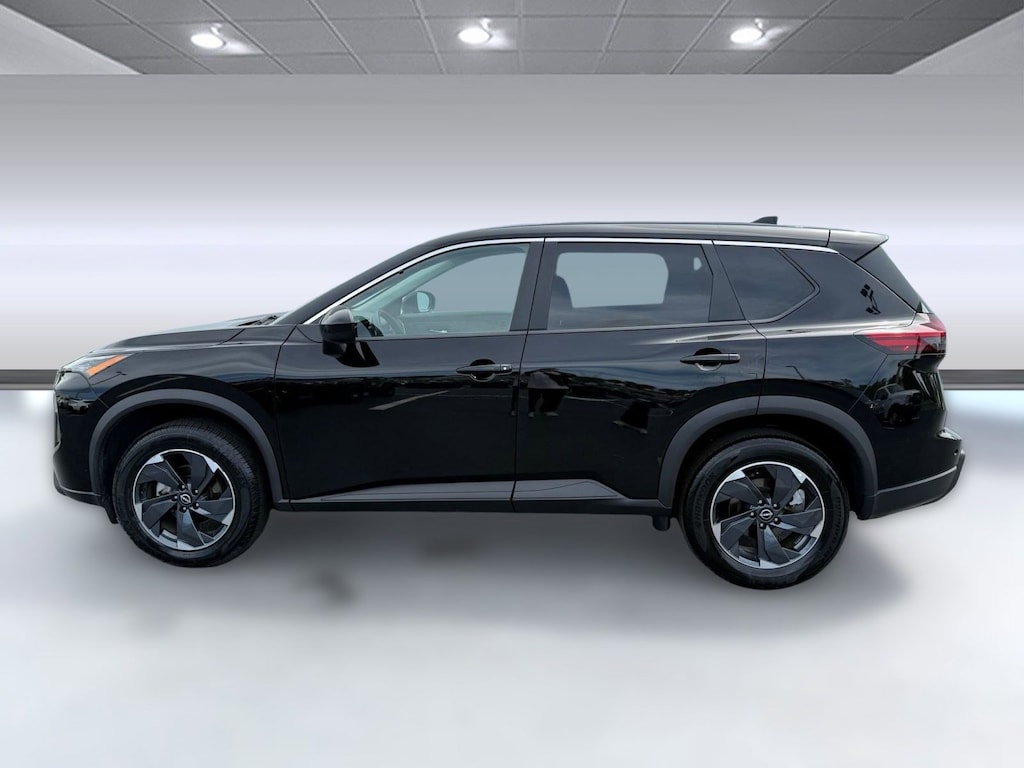 Used 2024 Nissan Rogue SV SUV