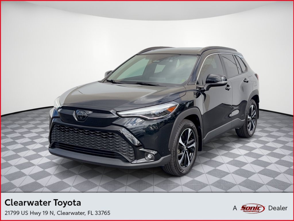  Toyota Corolla Cross Hybrid