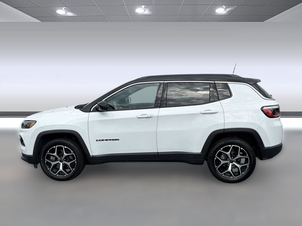 Used 2025 Jeep Compass Compass Limited 4x4 (Limited 4x4) SUV
