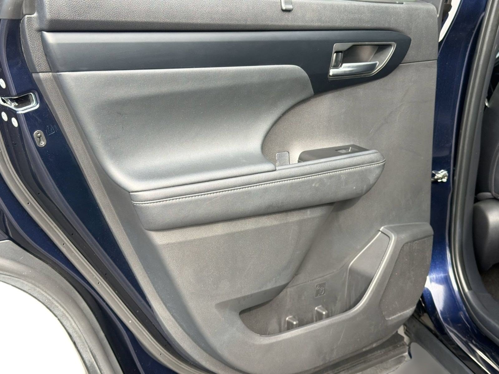 2025 Toyota Highlander XSE - Photo 29