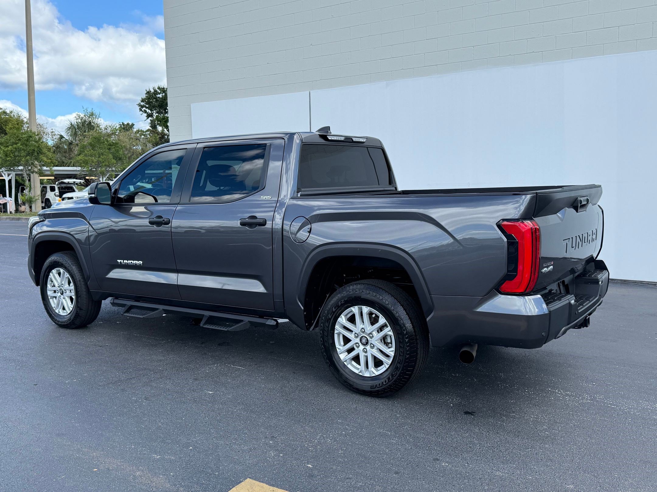 2024 Toyota Tundra SR5 CrewMax photo 3