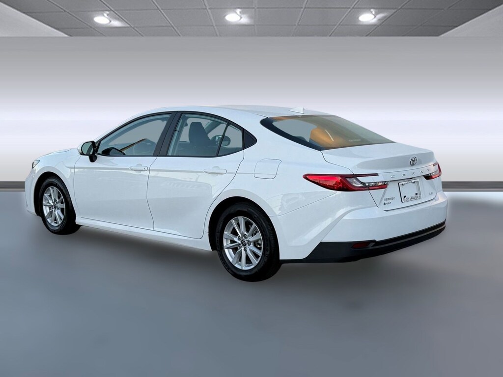 Used 2025 Toyota Camry LE (LE (Natl)) Sedan
