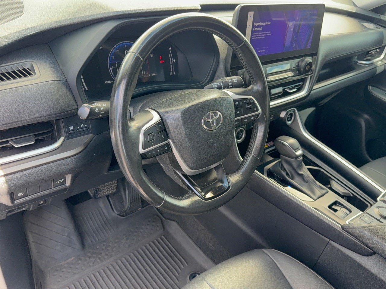Certified 2024 Toyota Grand Highlander Grand Highlander XLE (XLE AWD (Natl)) SUV