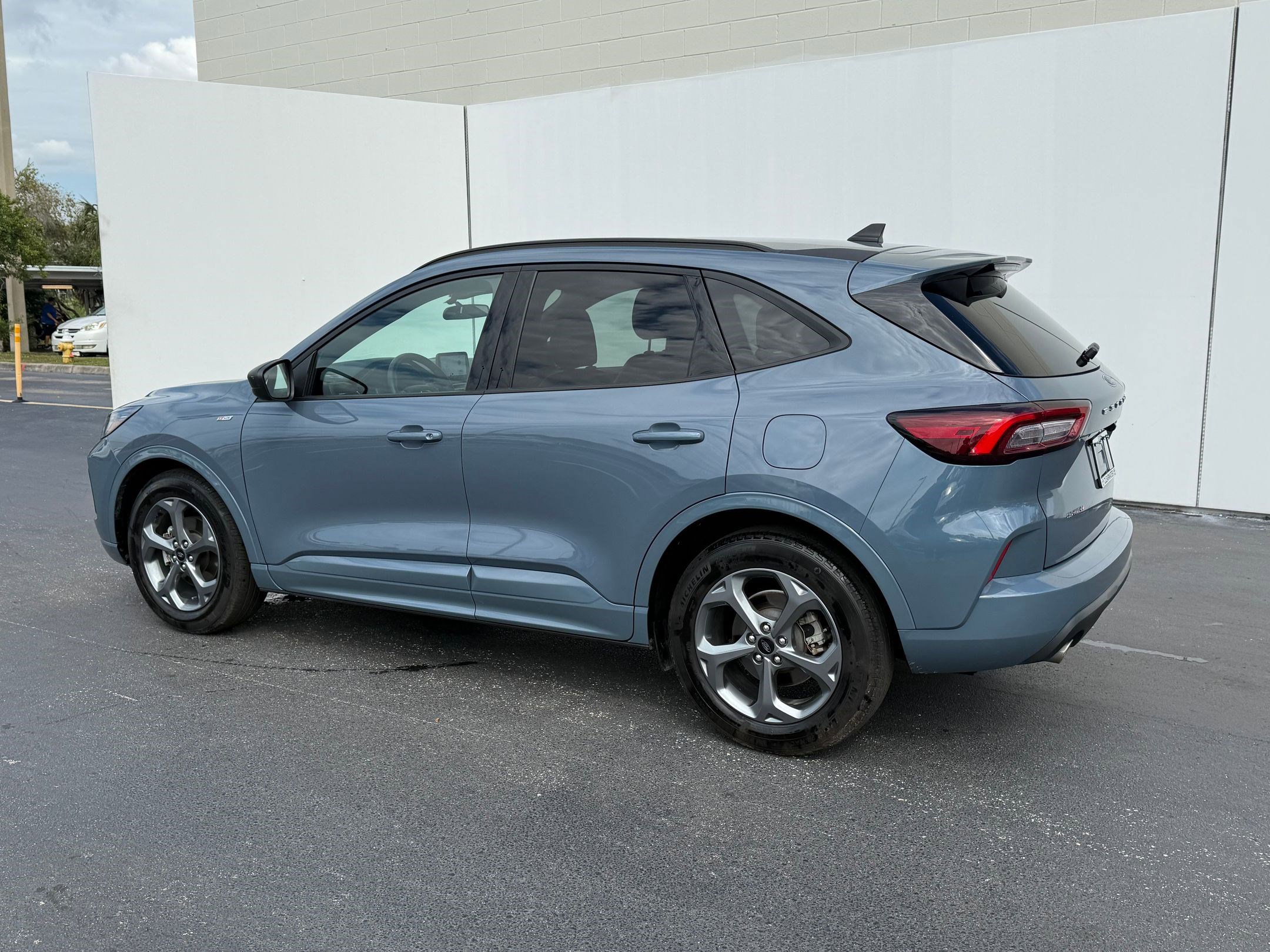 2024 Ford Escape ST-Line photo 3