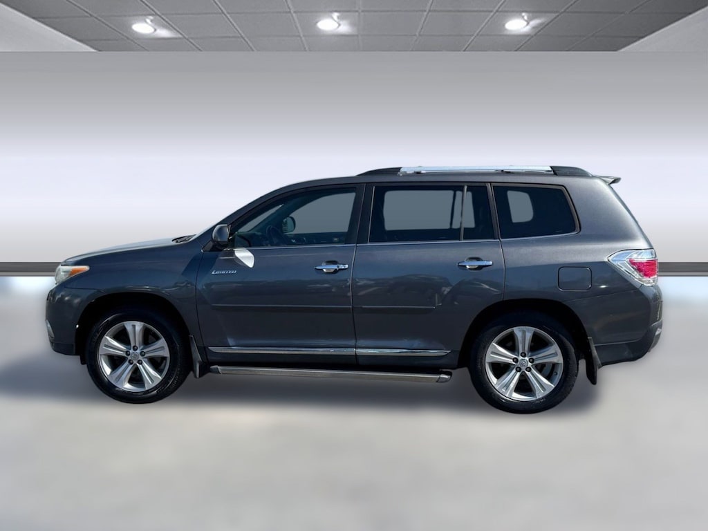 Used 2013 Toyota Highlander Limited SUV
