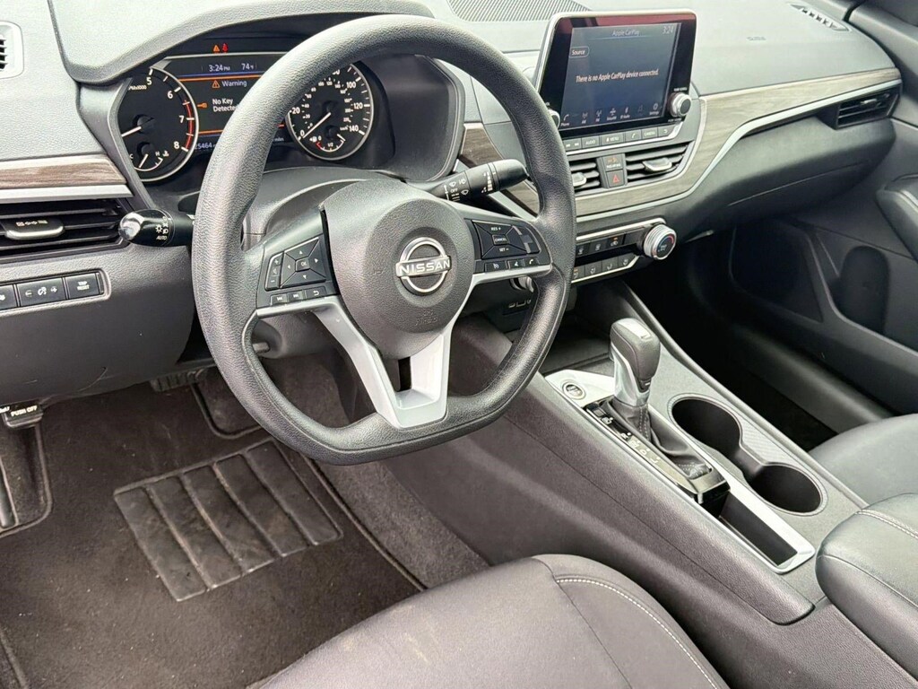 Used 2025 Nissan Altima SV Sedan