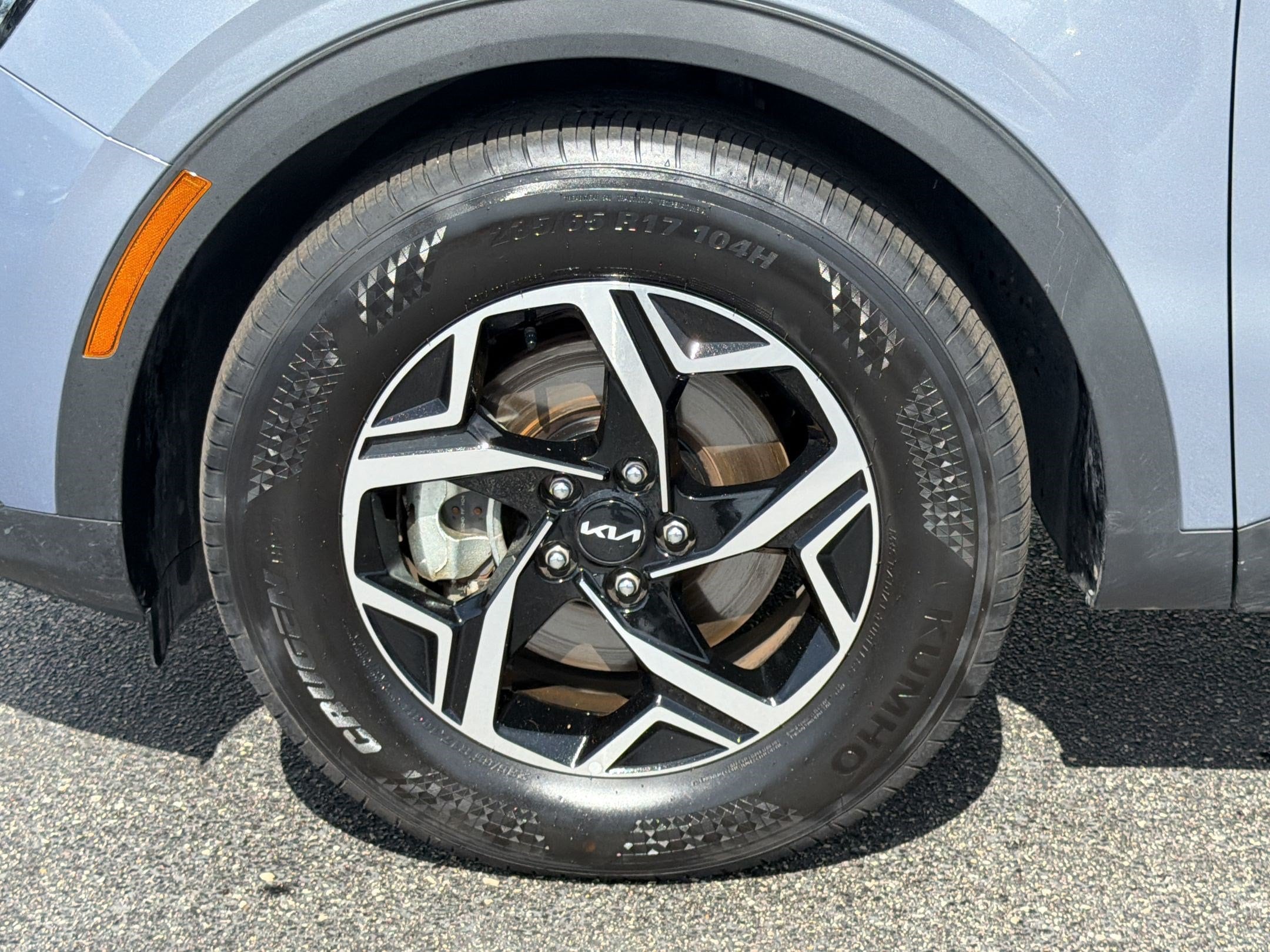 2025 Kia Sportage LX - Photo 11