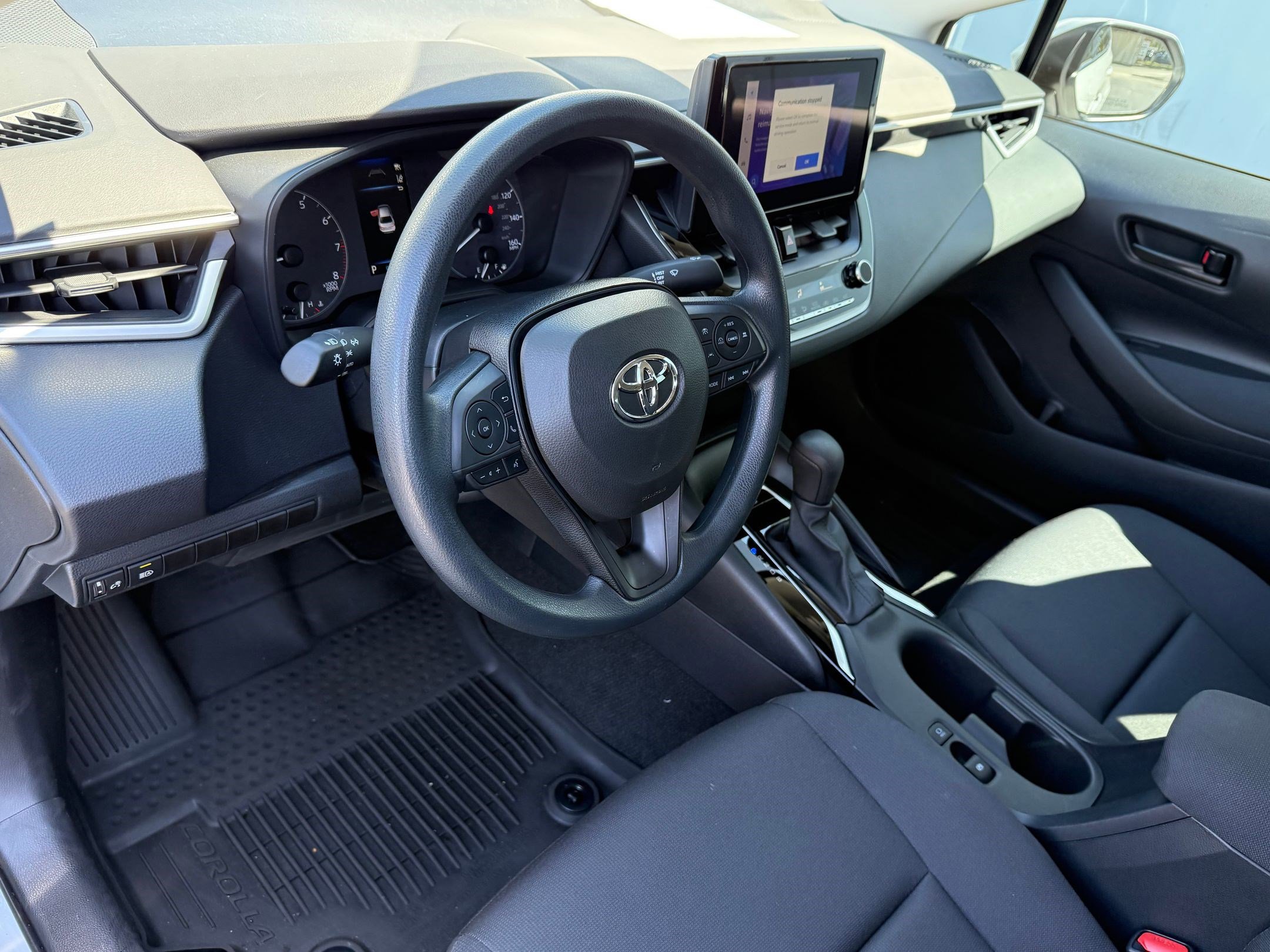 2023 Toyota Corolla LE photo 4