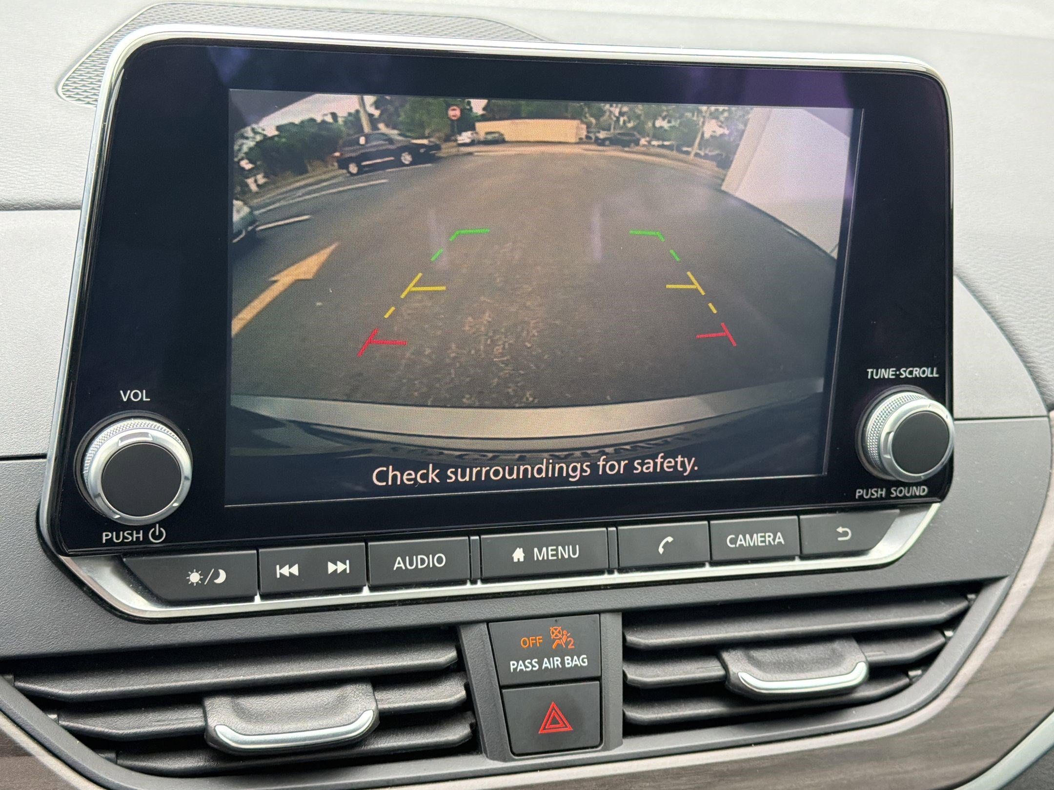 2025 Nissan Altima SV - Photo 25