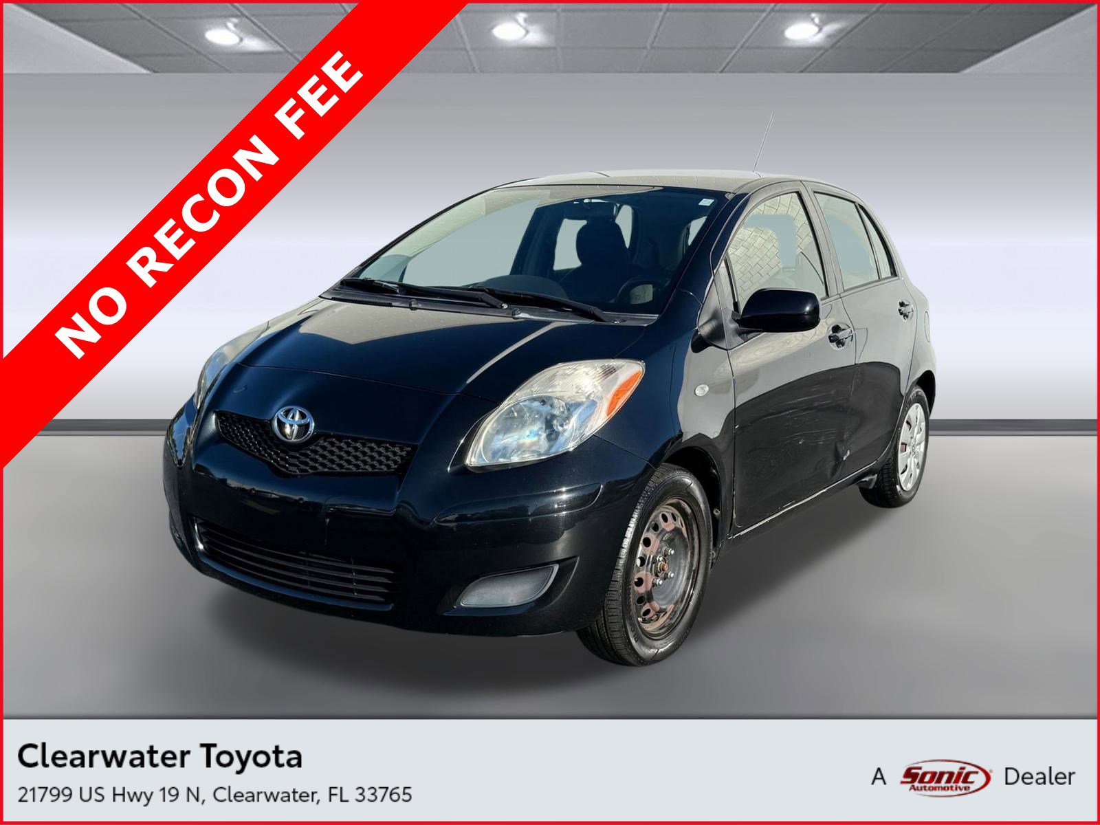 2010 Toyota Yaris Base's photo