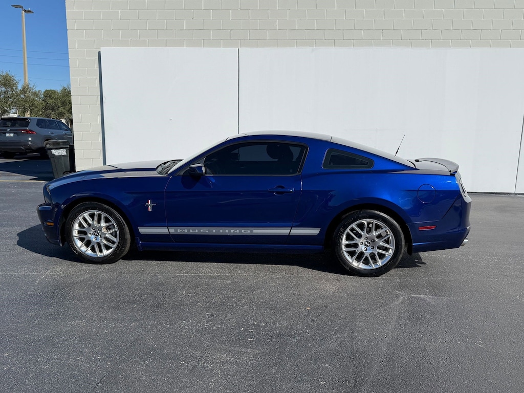 Used 2013 Ford Mustang V6 (2dr Cpe V6) Coupe