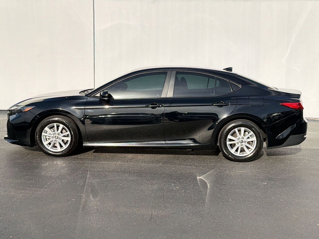 Certified 2025 Toyota Camry LE (LE (Natl)) Sedan