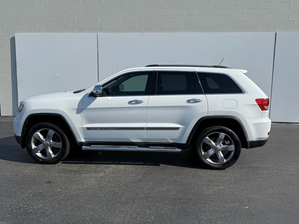 Used 2013 Jeep Grand Cherokee Overland SUV