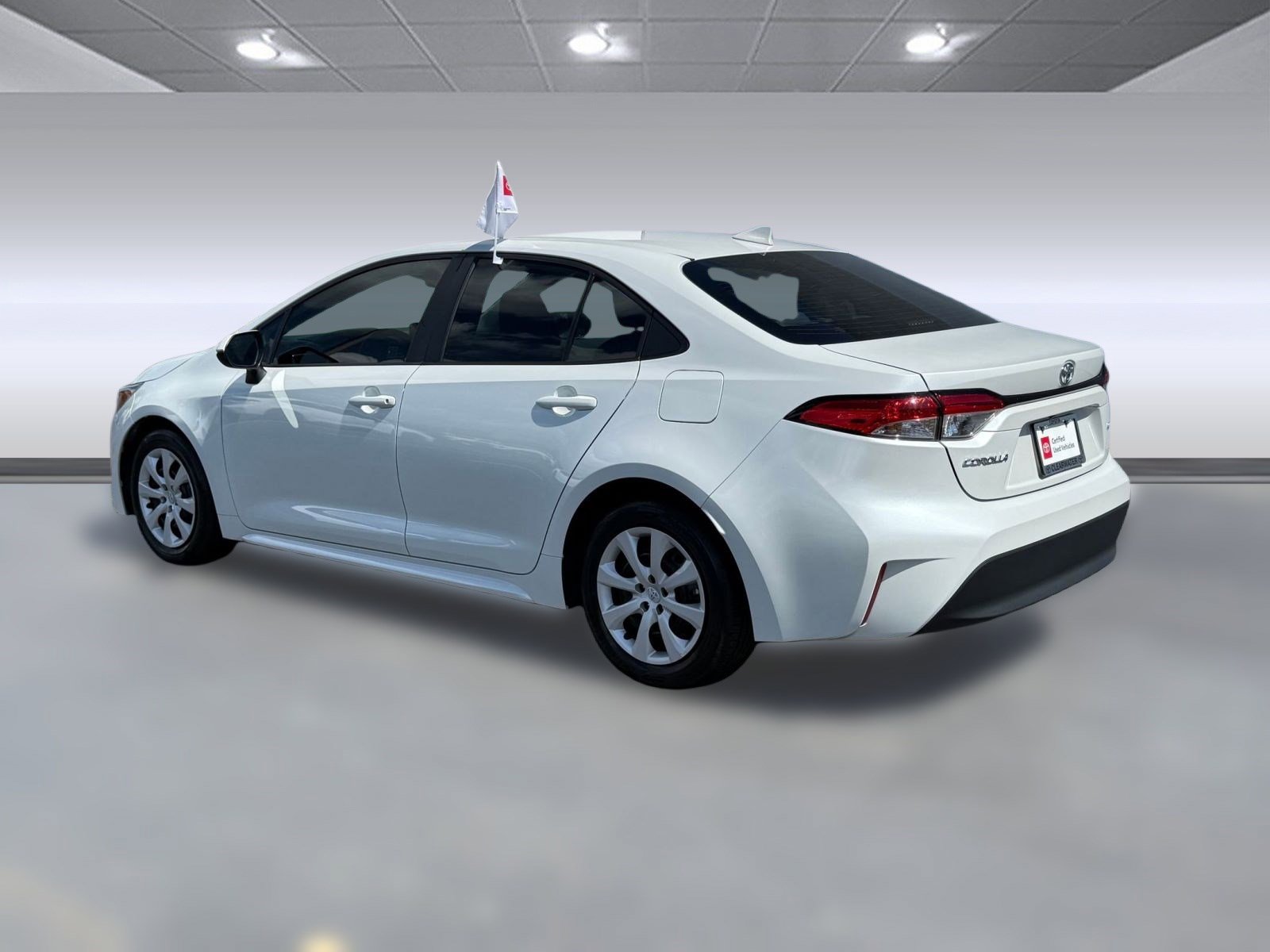 2024 Toyota Corolla LE photo 3