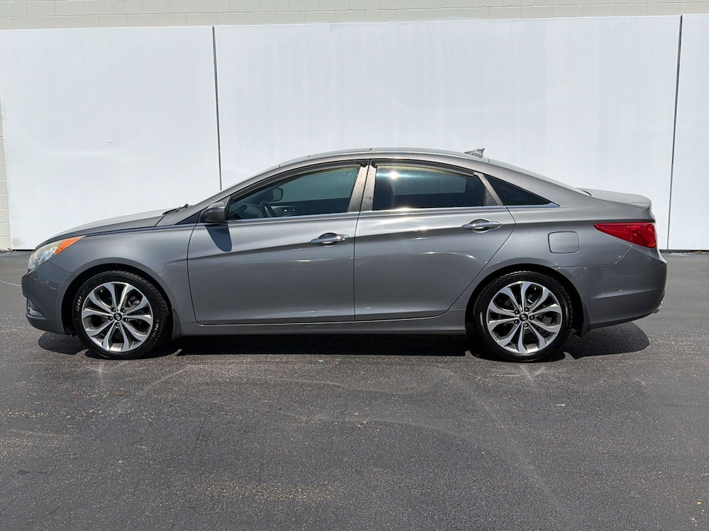 Used 2013 Hyundai Sonata SE (4dr Sdn 2.0T Auto SE) Sedan