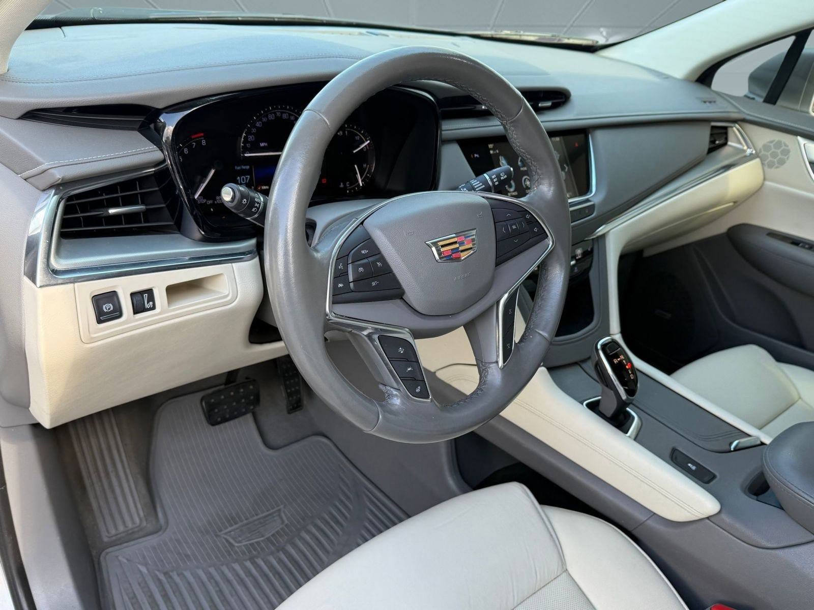 2019 Cadillac XT5 Luxury photo 3