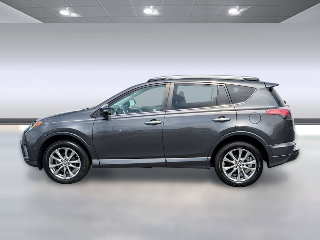 Used 2017 Toyota RAV4 Platinum (Platinum FWD (Natl)) SUV