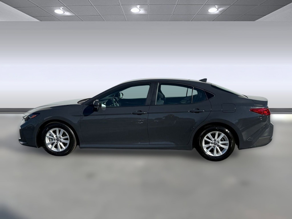 Used 2025 Toyota Camry LE (LE (Natl)) Sedan