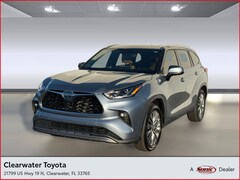 Used 2022 Toyota Highlander Hybrid Hybrid Platinum SUV for sale in Fort Myers
