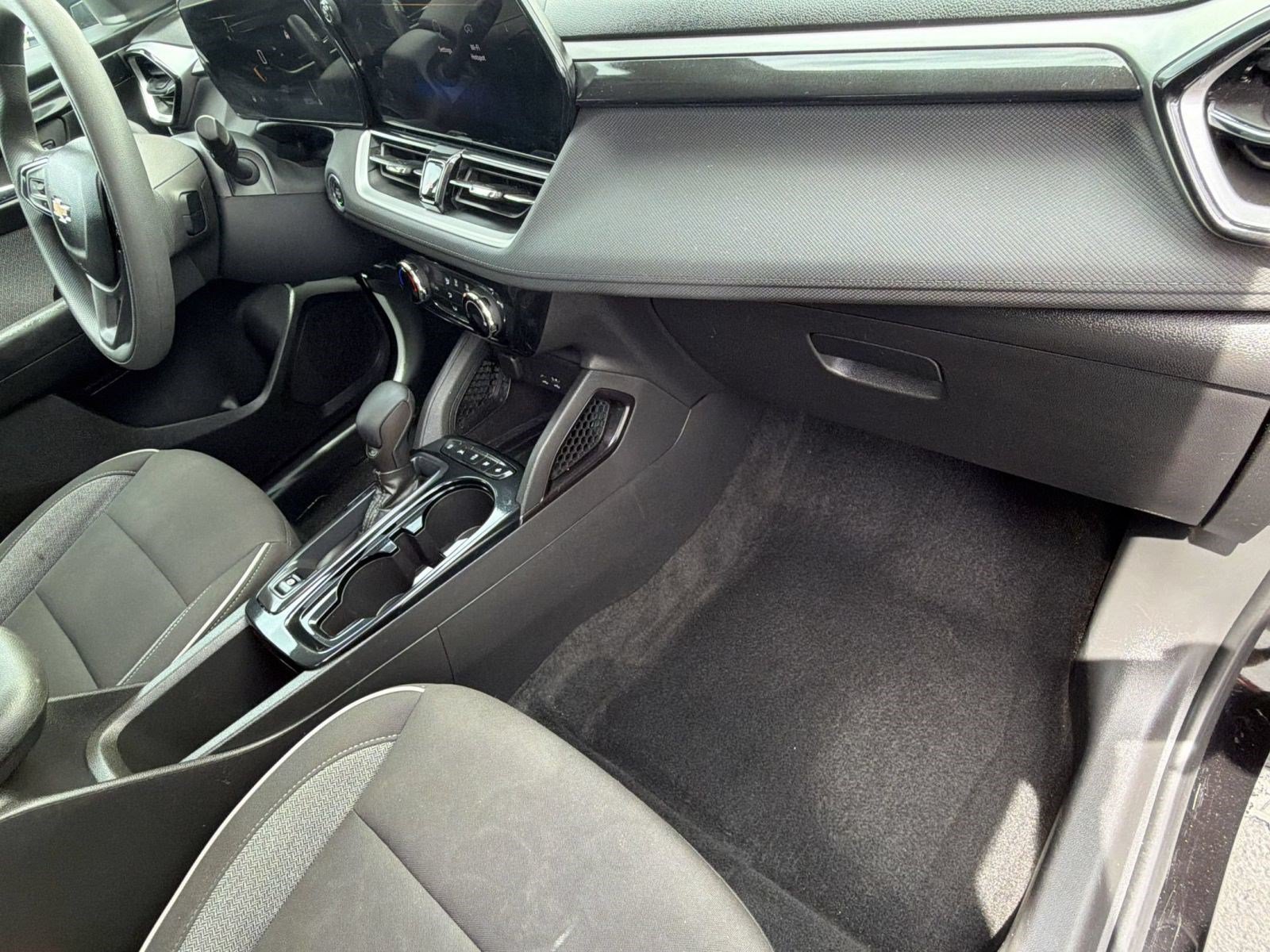 2025 Chevrolet Trailblazer LT - Photo 35