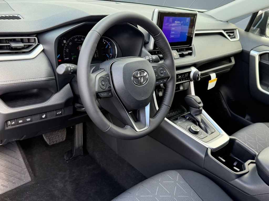 New 2025 Toyota RAV4 Hybrid XLE XLE AWD SUV