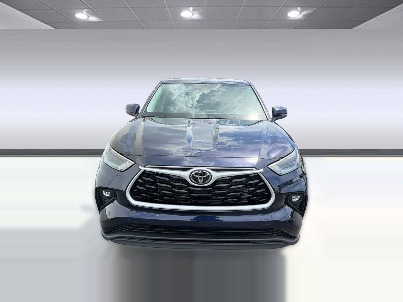 2025 Toyota Highlander LE - Photo 6