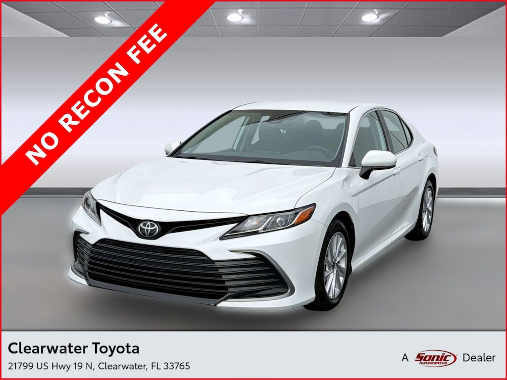 Used 2021 Toyota Camry Camry LE (LE Auto (Natl)) Sedan