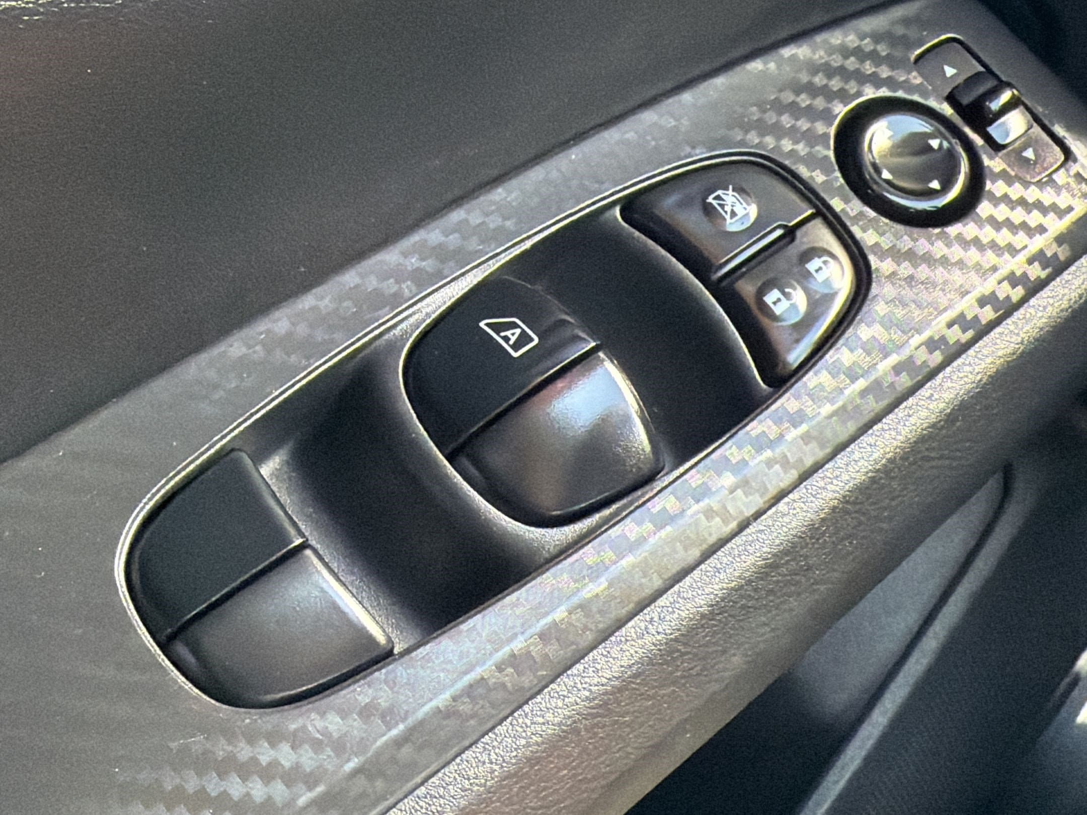 2025 Nissan Altima SV - Photo 30