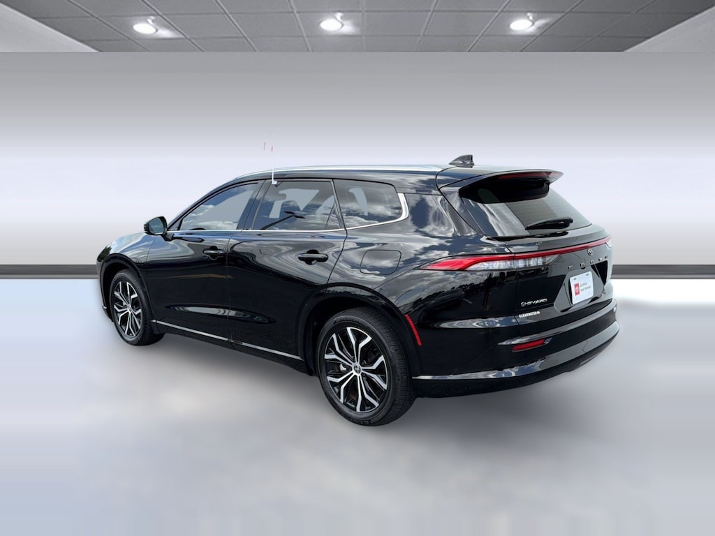 Certified 2025 Toyota Crown Signia Crown Signia Limited (Limited AWD (Natl)) SUV