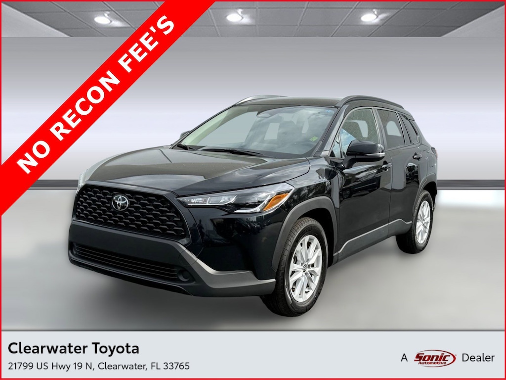 Used 2025 Toyota Corolla Cross LE SUV