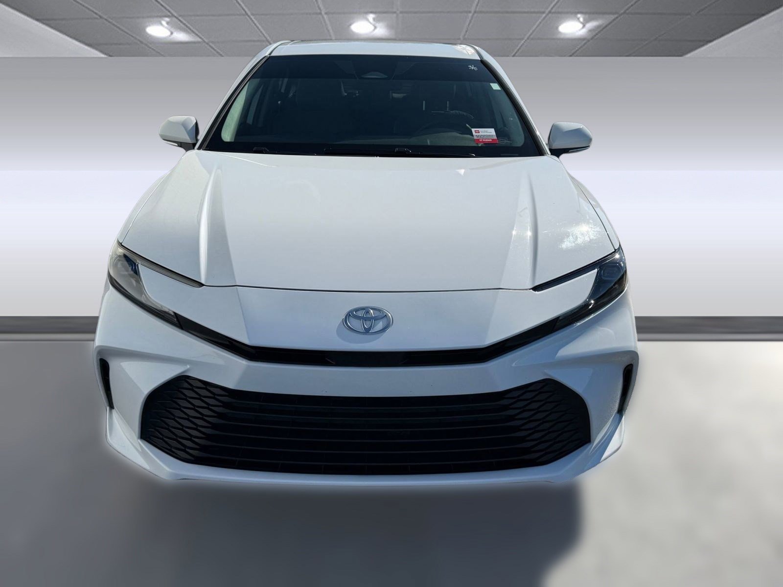 2025 Toyota Camry LE photo 4