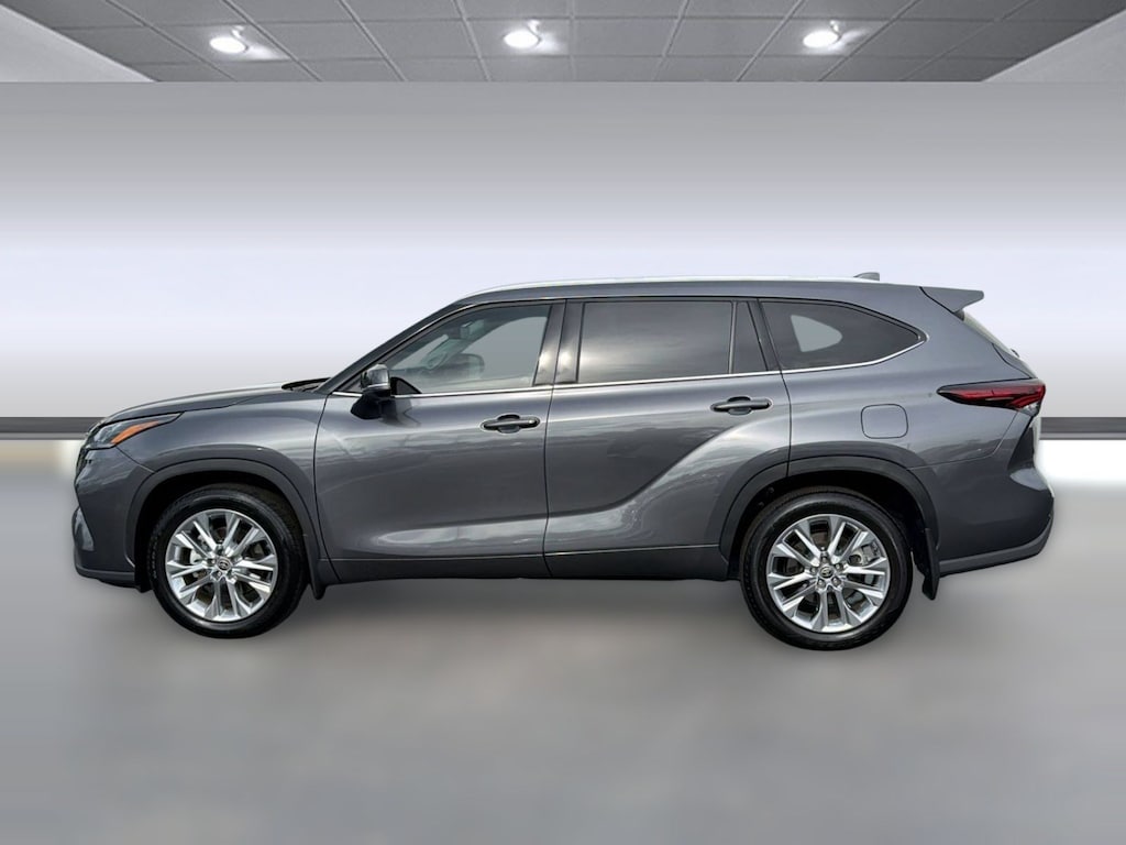Certified 2024 Toyota Highlander Limited (Limited FWD (Natl)) SUV