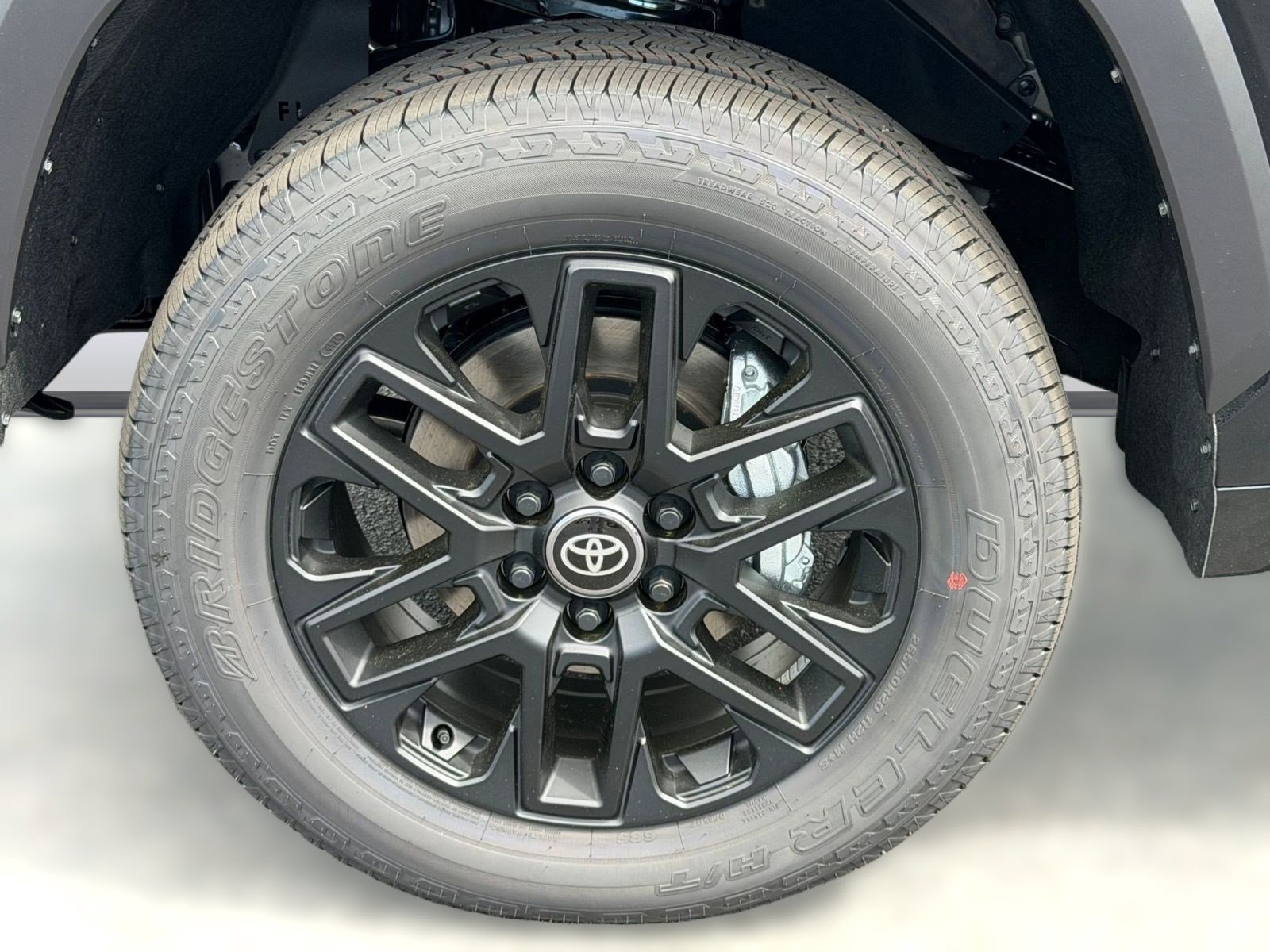 2026 Toyota Tundra Limited - Photo 12