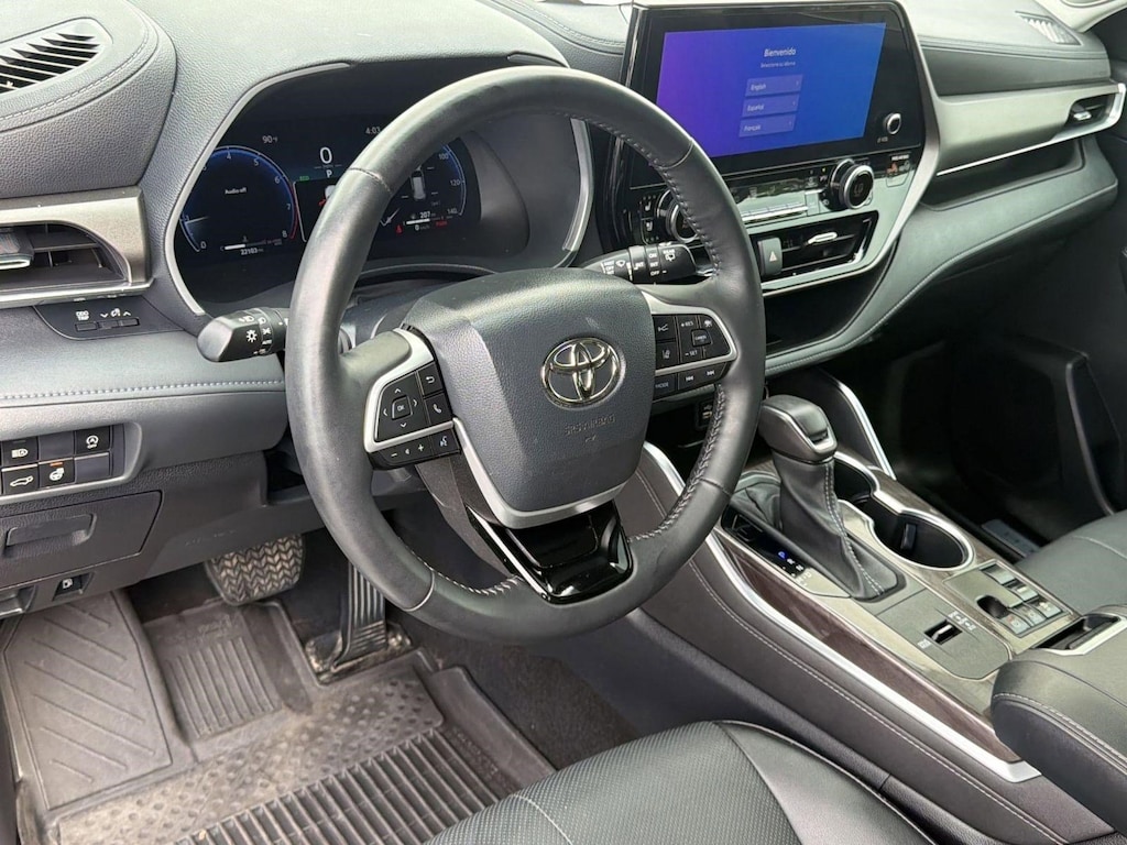 Used 2023 Toyota Highlander Limited (Limited FWD (Natl)) SUV