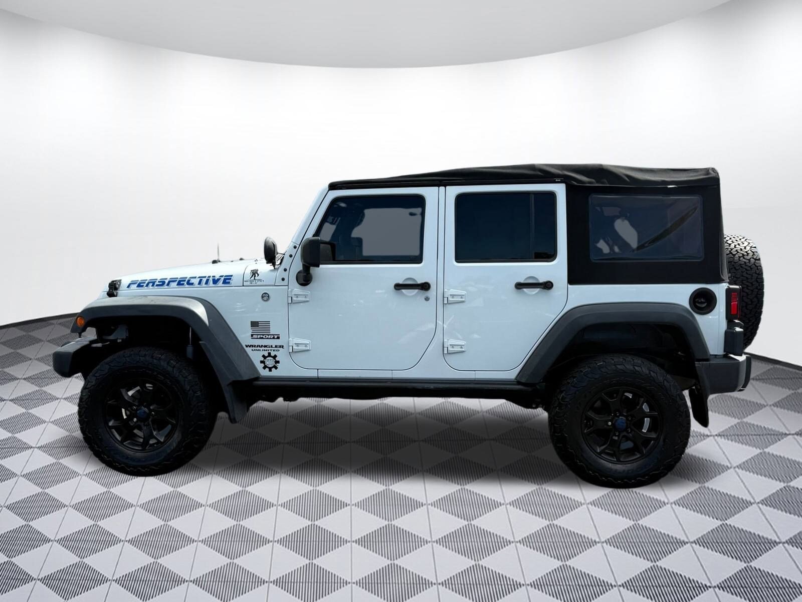 2014 Jeep Wrangler Unlimited Sport photo 2