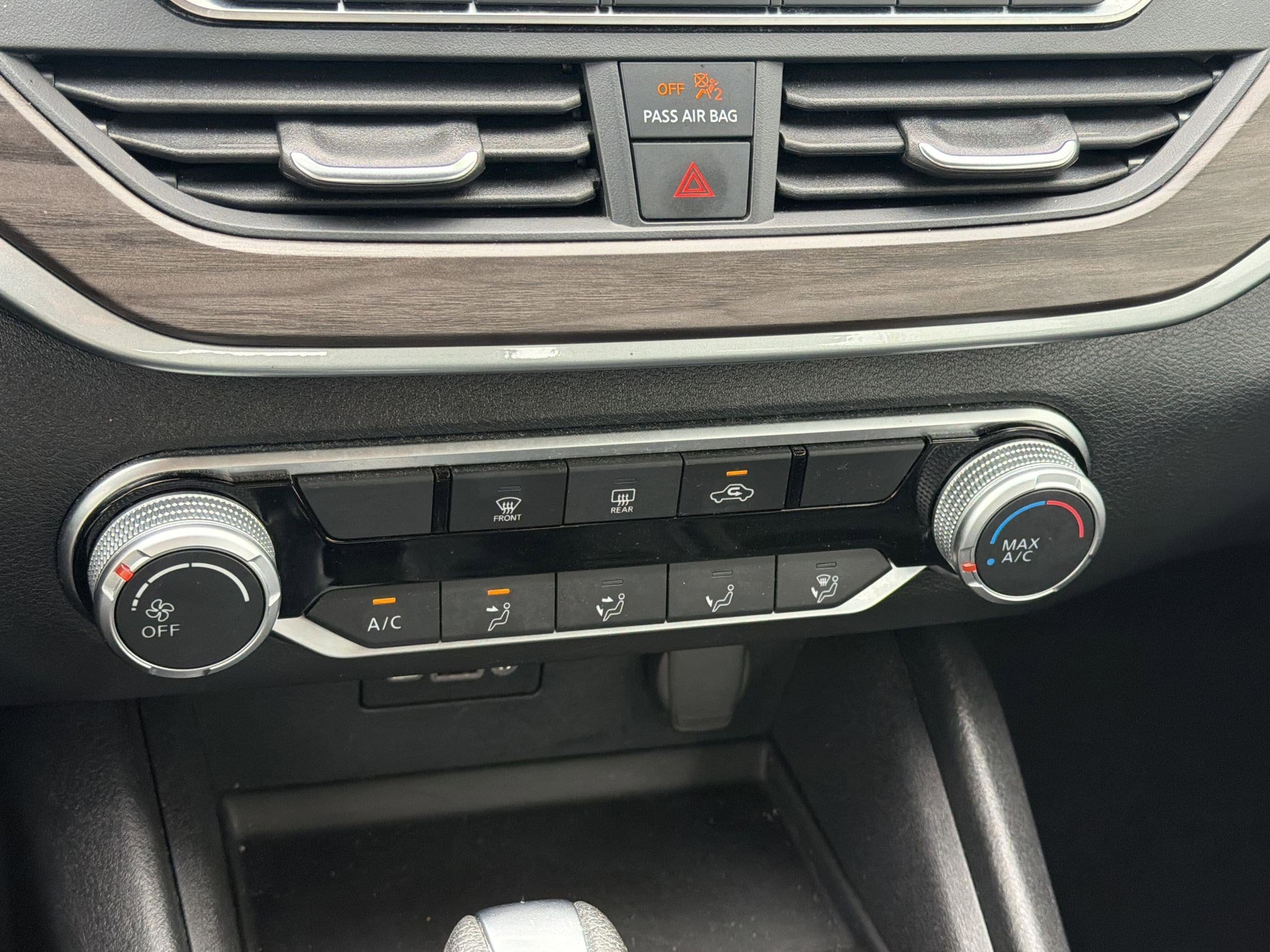 2025 Nissan Altima SV - Photo 18