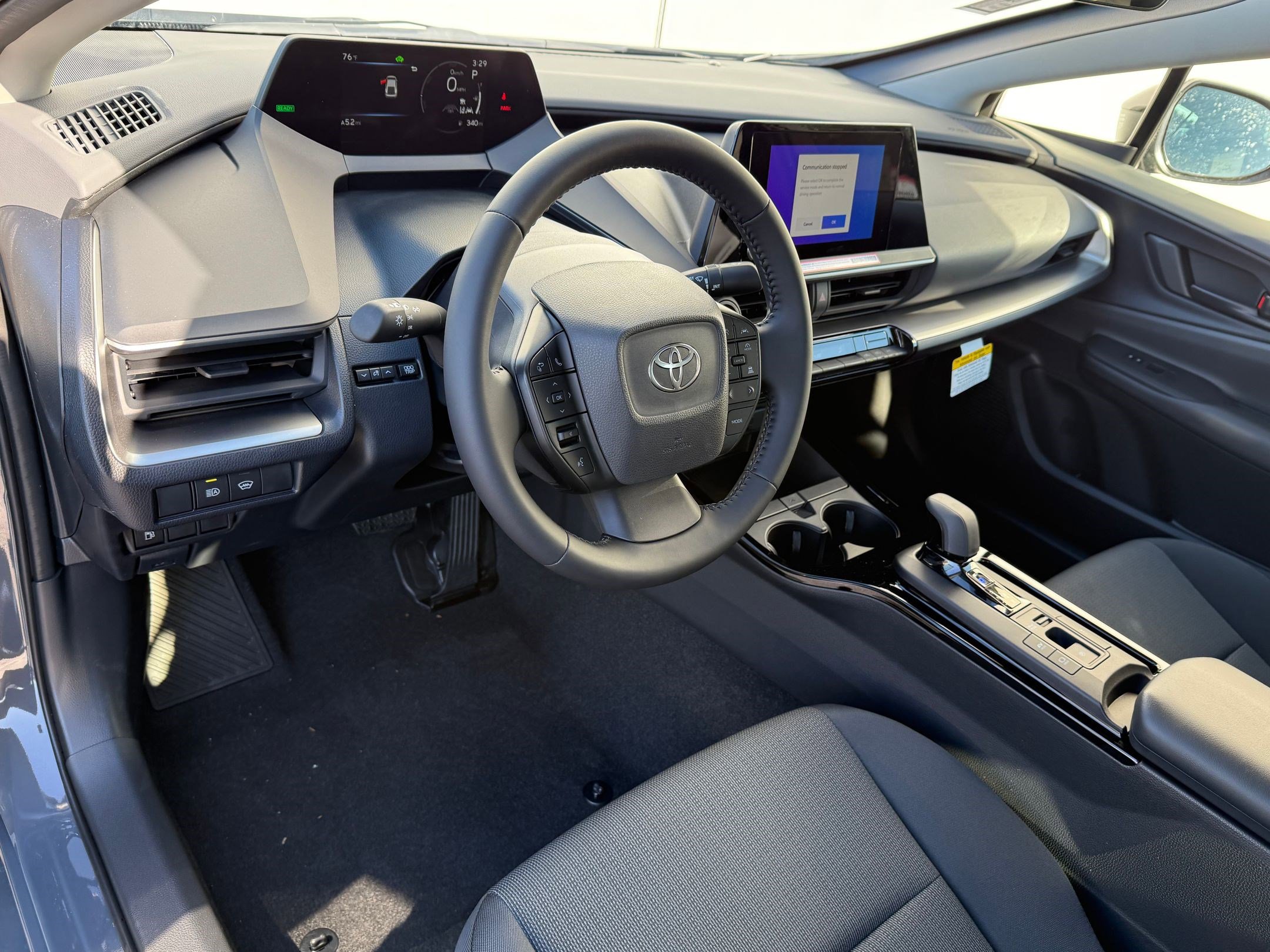 2026 Toyota Prius LE photo 4