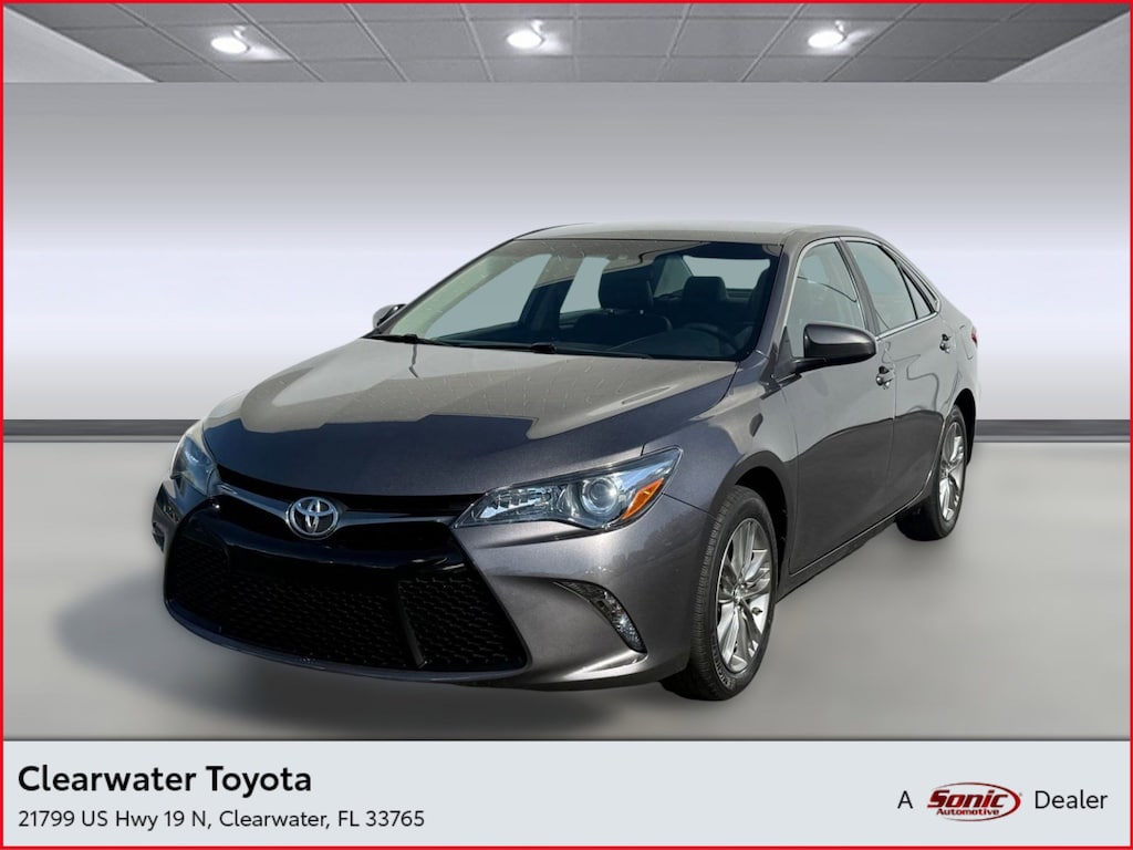 Used 2017 Toyota Camry SE (SE Auto (Natl)) Sedan