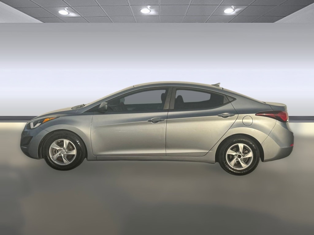 Used 2015 Hyundai Elantra SE Sedan