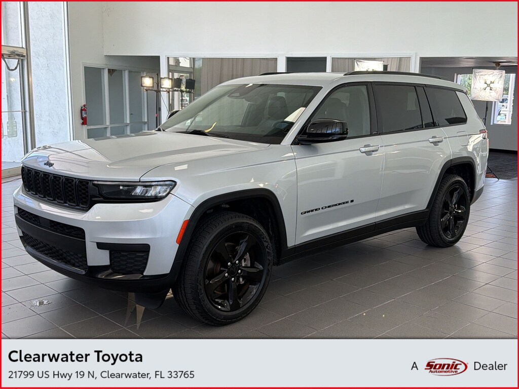 Used 2023 Jeep Grand Cherokee Altitude (Altitude 4x2) SUV