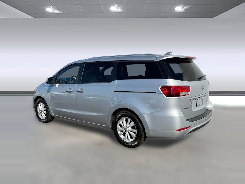 Used 2016 Kia Sedona LX Van