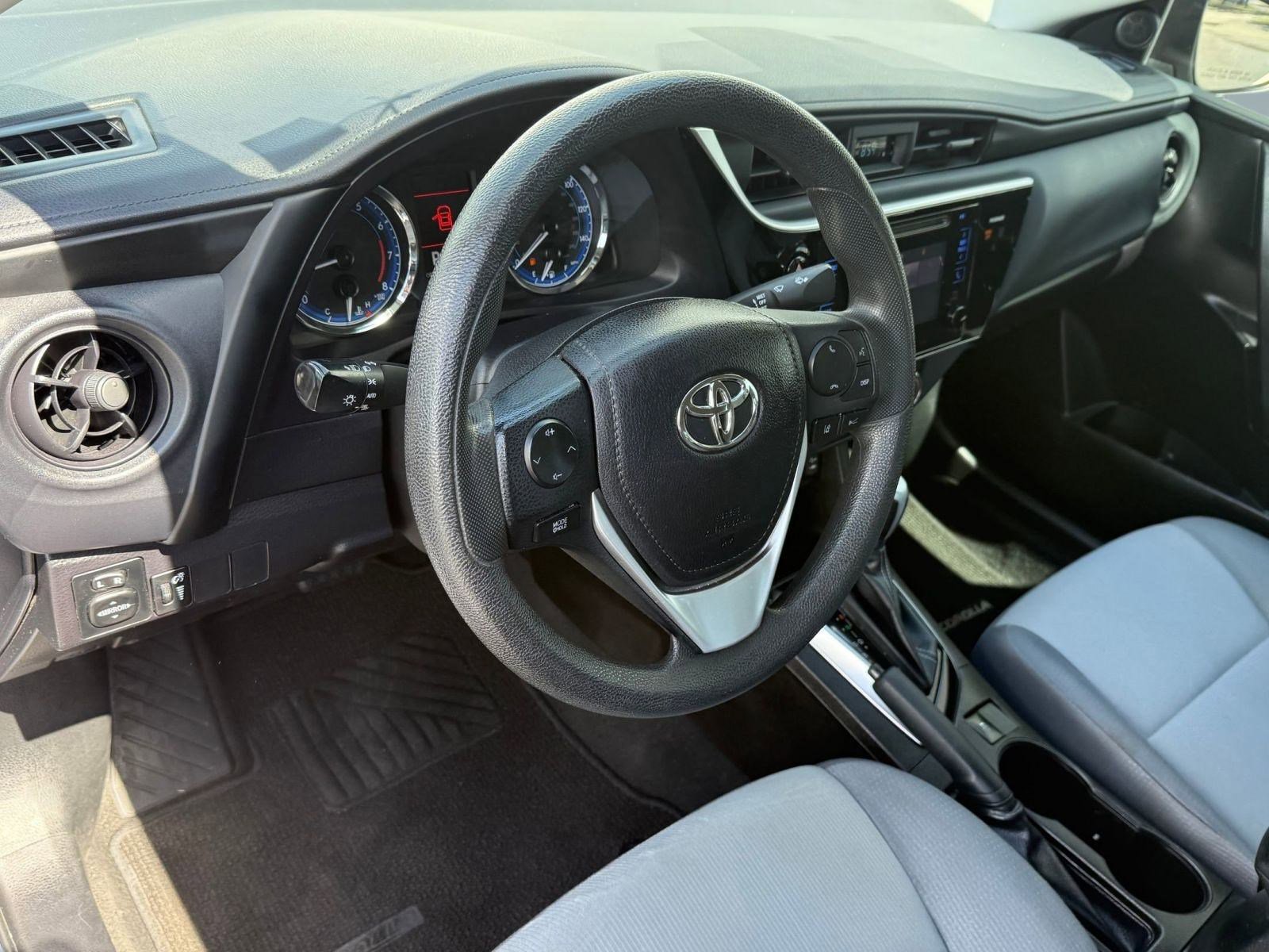2017 Toyota Corolla XLE XSE Special Edition photo 4