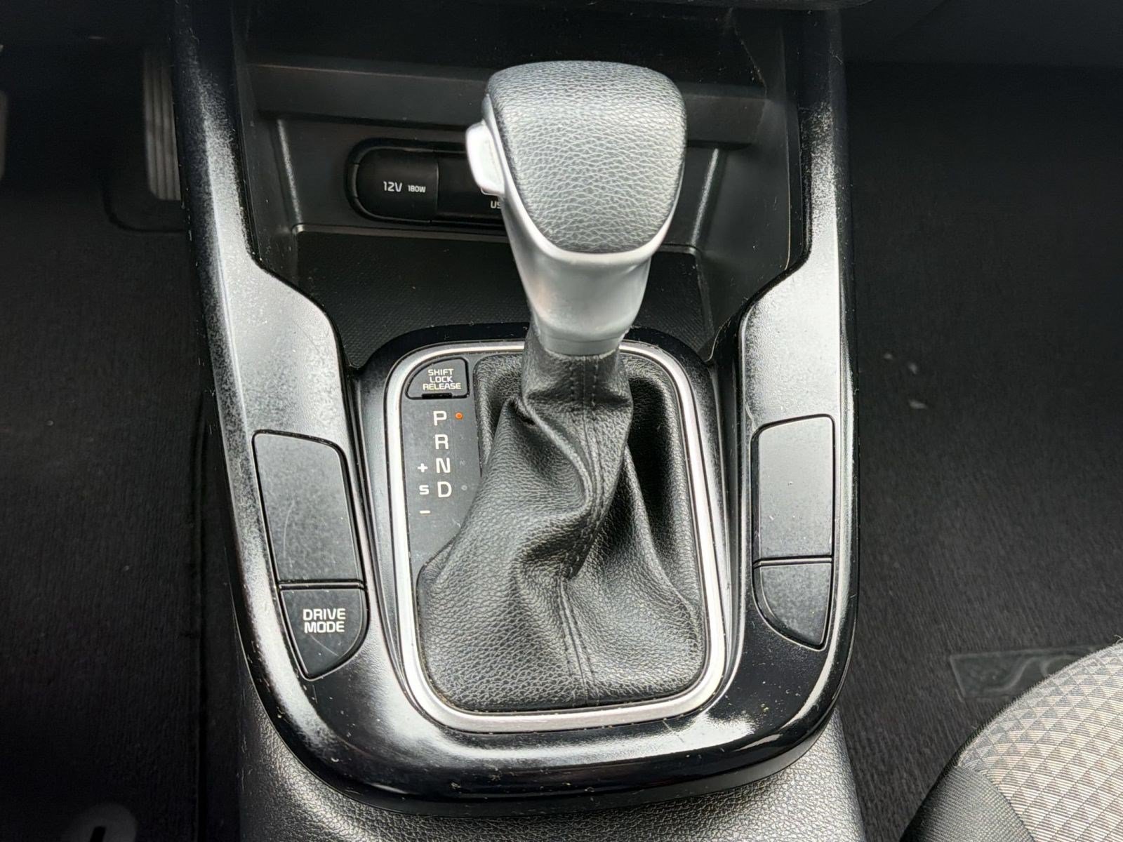 2025 Kia Soul LX - Photo 17