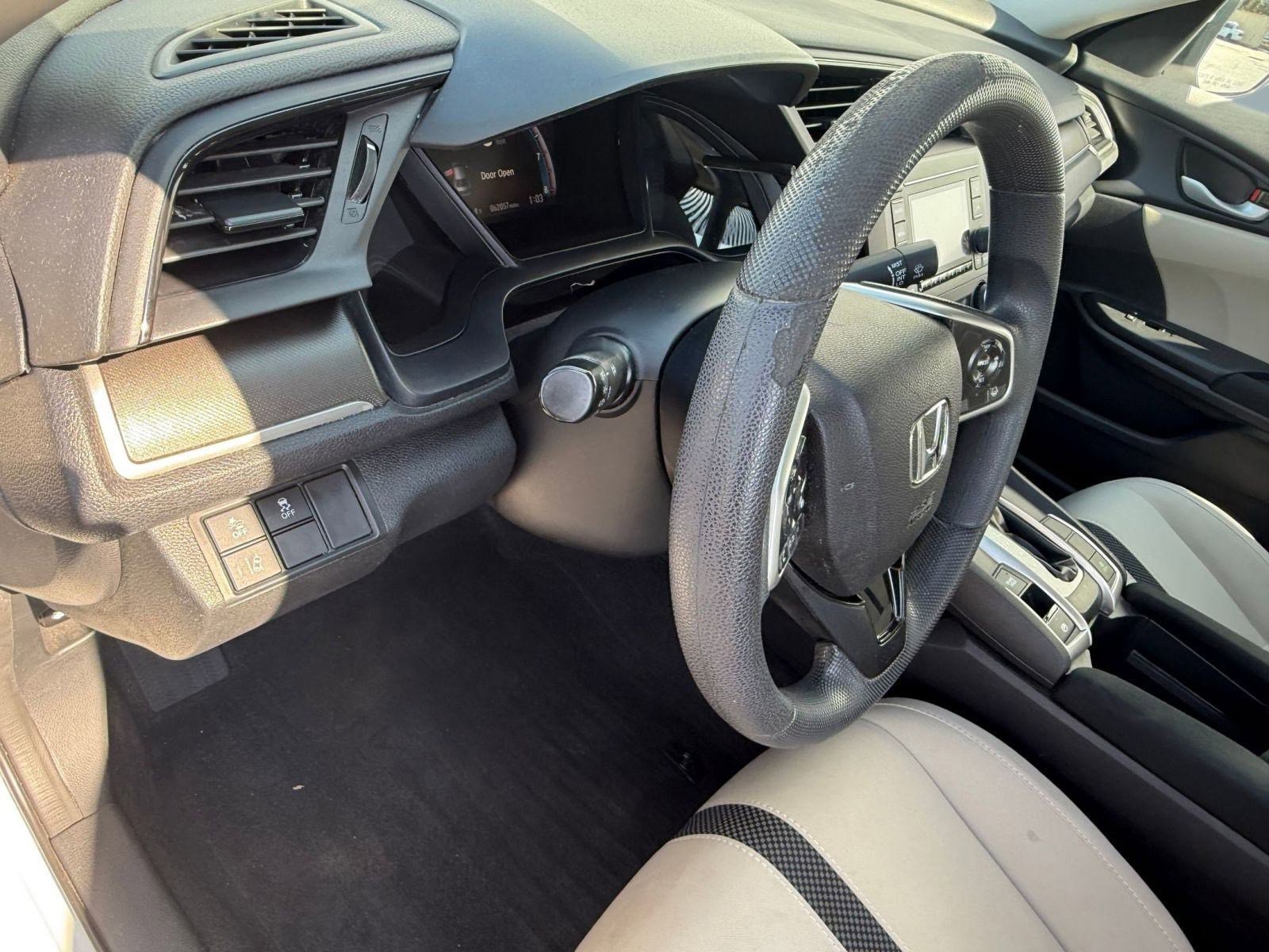 2019 Honda Civic LX photo 4