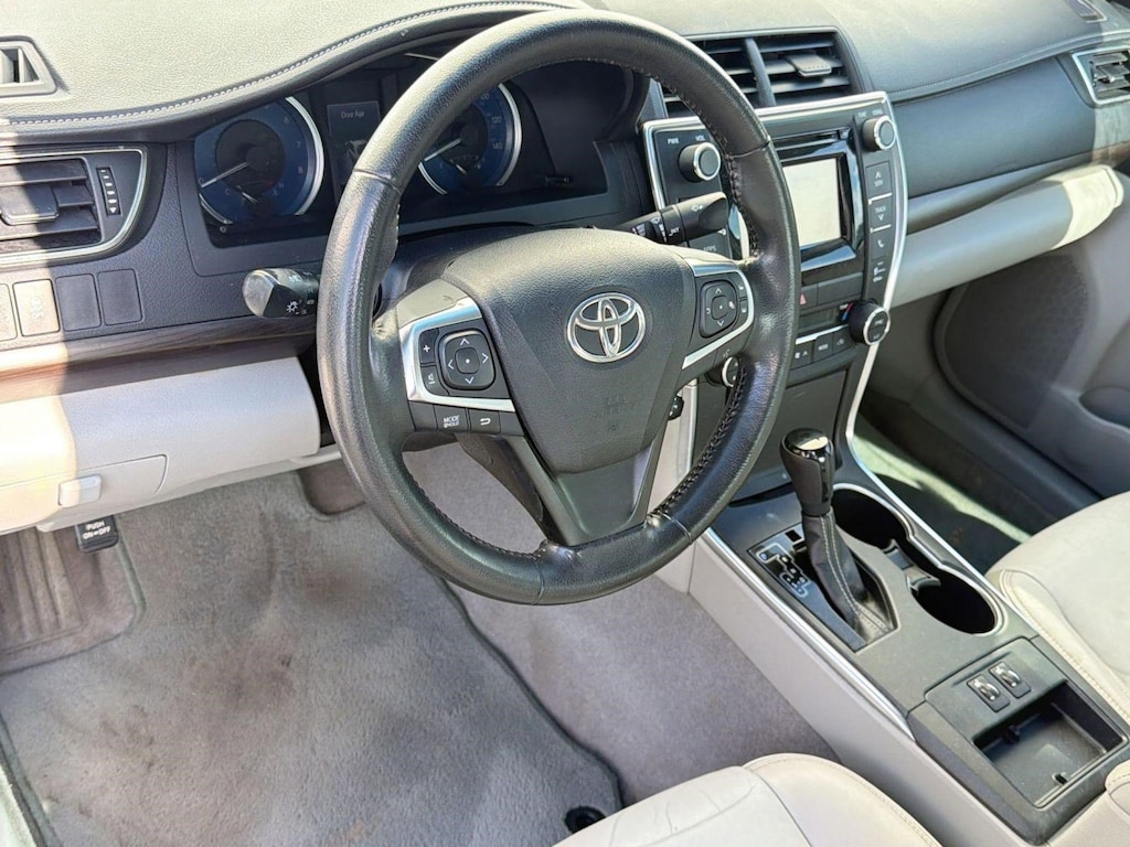 Used 2015 Toyota Camry XSE (4dr Sdn I4 Auto XSE (Natl)) Sedan