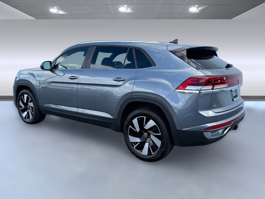 Used 2024 Volkswagen Atlas Cross Sport 2.0T SE w/Technology SUV