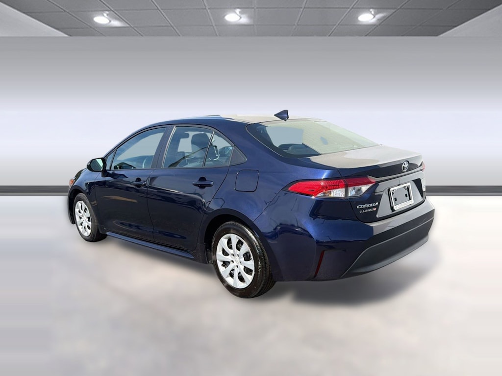 Used 2024 Toyota Corolla LE (LE CVT (Natl)) Sedan