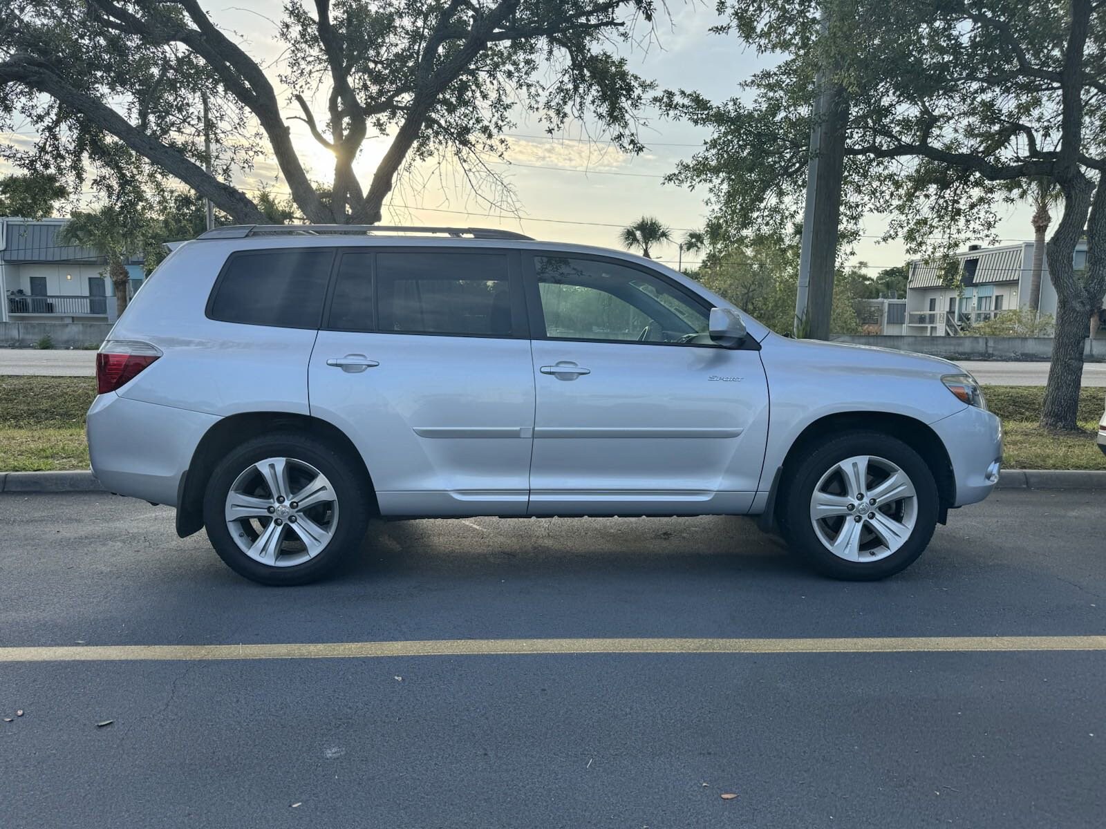 Used 2009 Toyota Highlander Sport with VIN JTEES43A692132155 for sale in Port Richey, FL