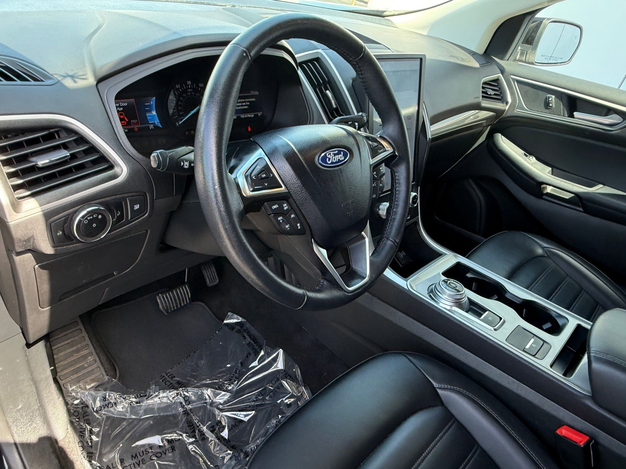 2024 Ford Edge SEL photo 4